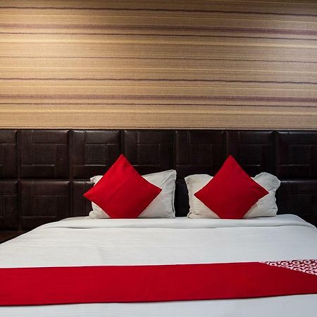 Hotel Patliputra Nirvana Patna Kültér fotó