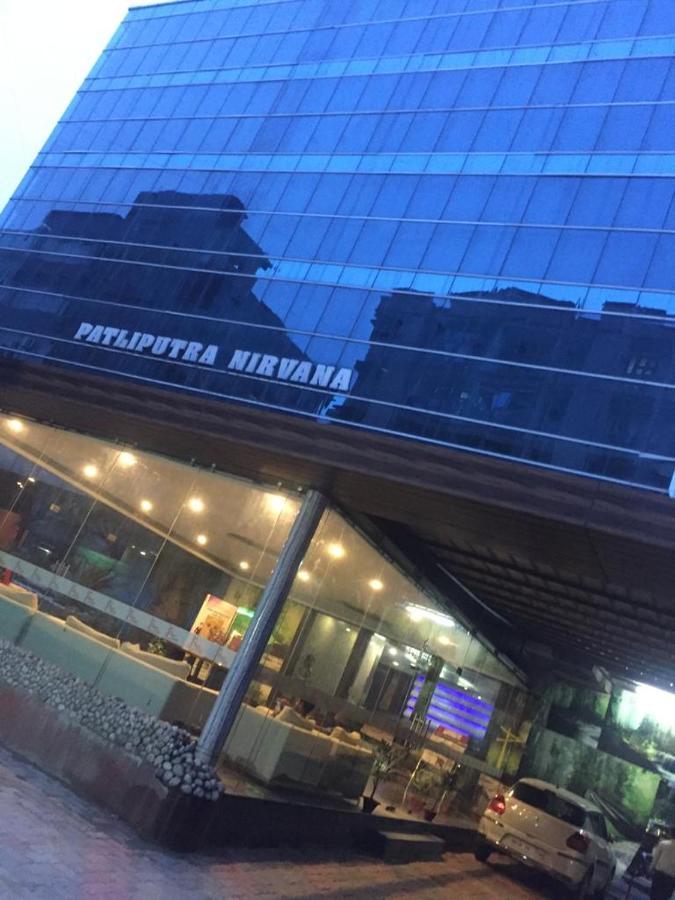Hotel Patliputra Nirvana Patna Kültér fotó