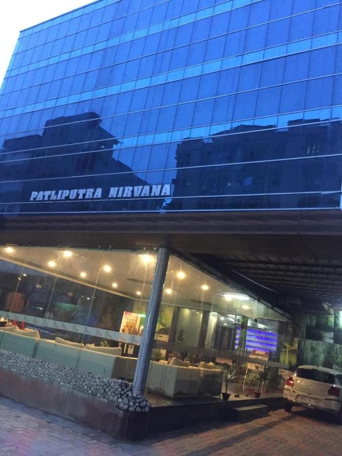 Hotel Patliputra Nirvana Patna Kültér fotó