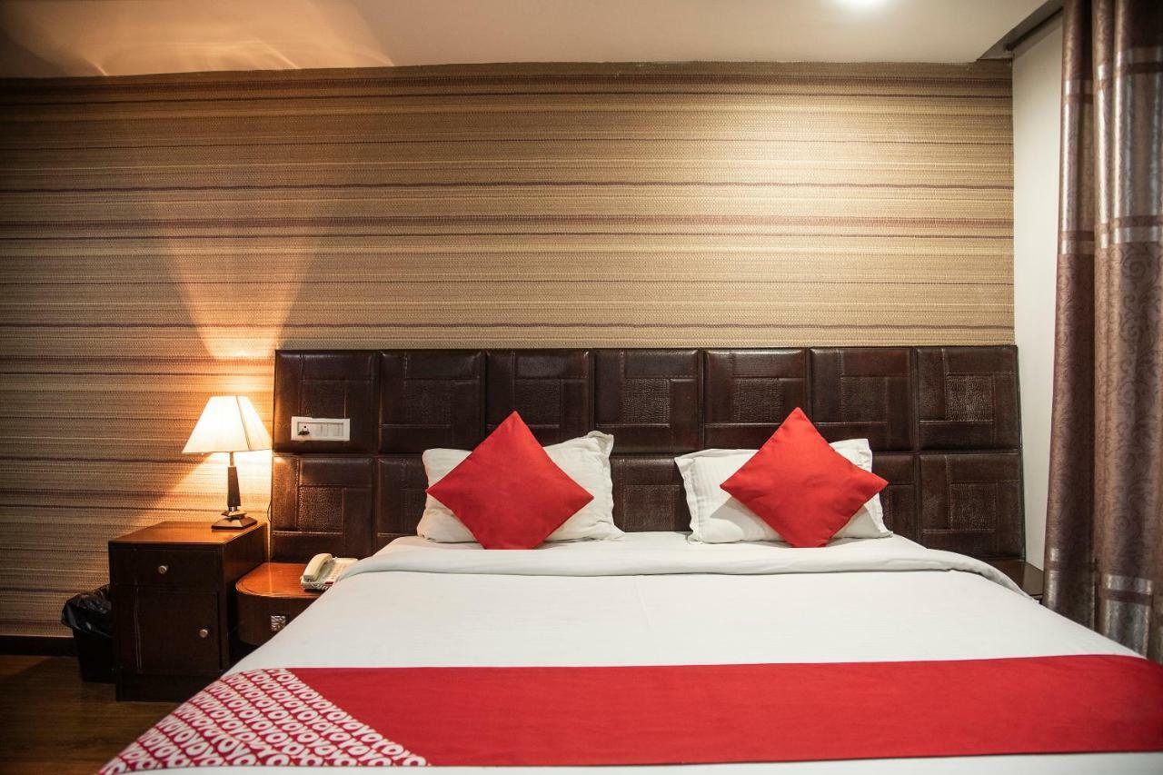 Hotel Patliputra Nirvana Patna Kültér fotó